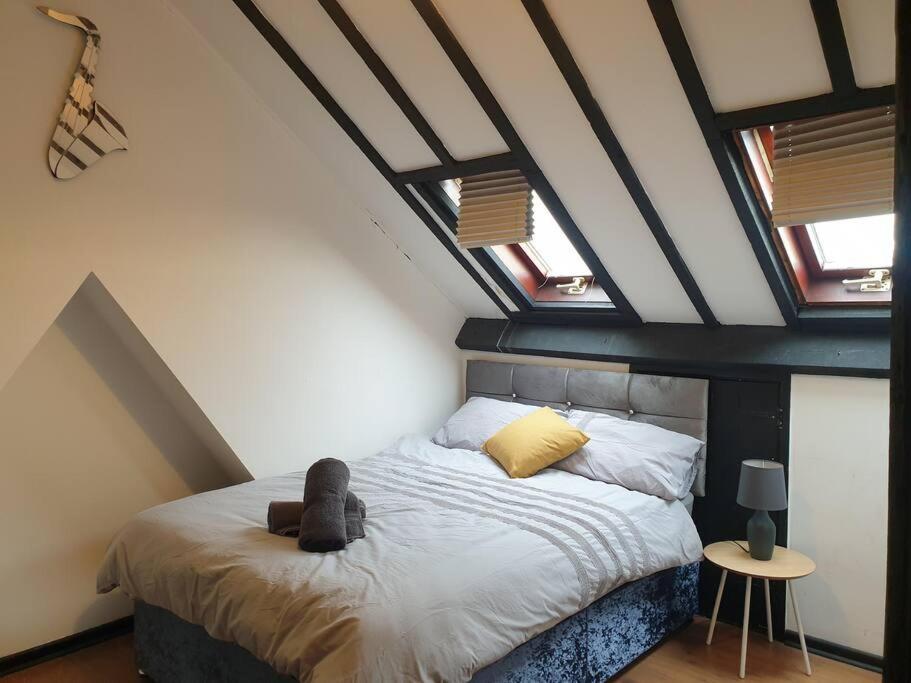 City Townhouse Close To Cafes And Restaurants NWI Buitenkant foto