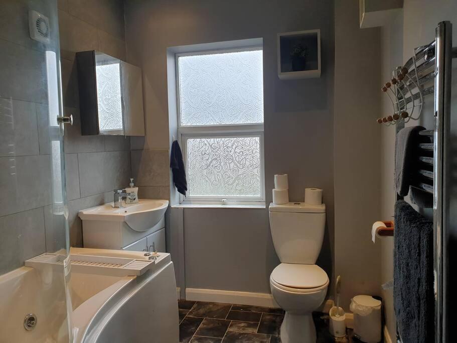 City Townhouse Close To Cafes And Restaurants NWI Buitenkant foto